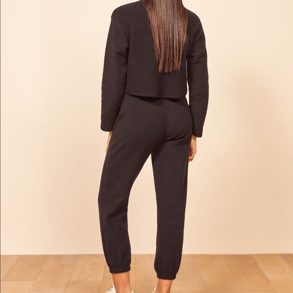 Reformation Two Piece lounge wear - Picture 4 of 6